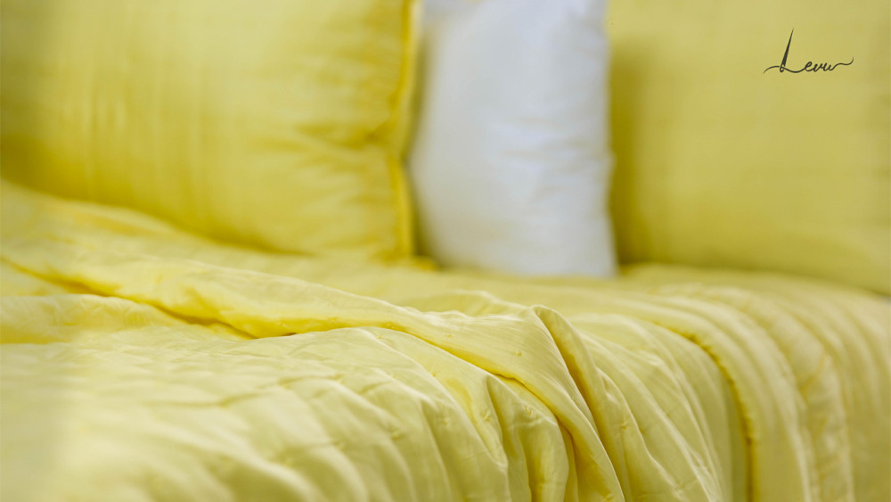 Bộ chăn lụa tơ tằm đóng vai trò quan trọng trong việc cải thiện giấc ngủ
