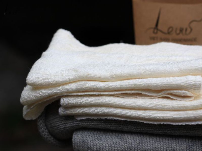 Mua Vải Tơ Tằm Uy Tín Tại Levusilk