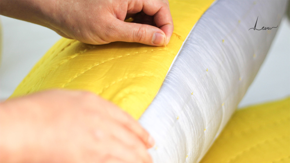 Màu vàng sáng là một trong những màu sắc sống động nhất