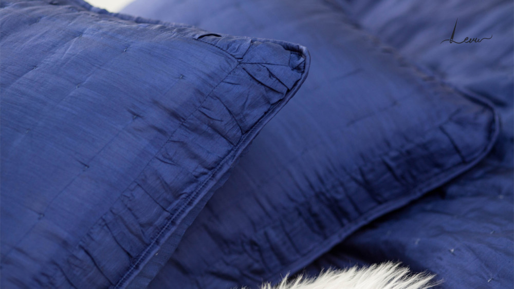 Sử dụng màu sắc chăn ga gối lụa đúng cách tạo phong thủy tốt cho ngôi nhà