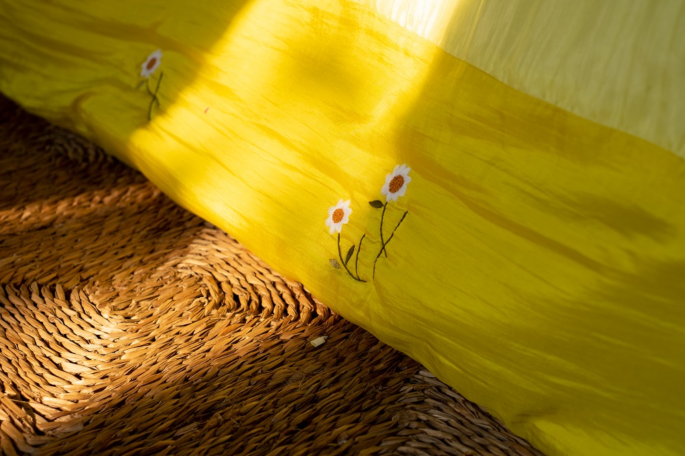 Chăn lụa tơ tằm có ấm không 4